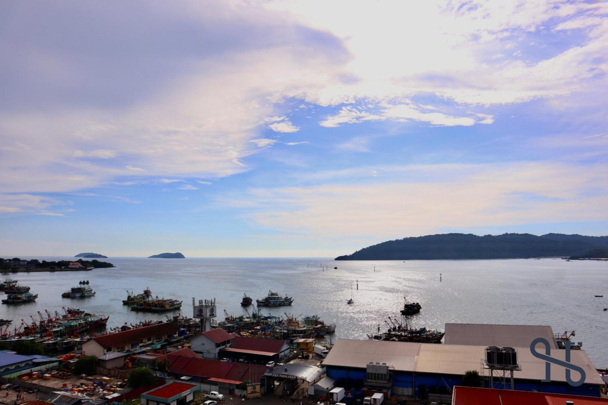 The Shore By Homesuite' Kota Kinabalu Exterior foto